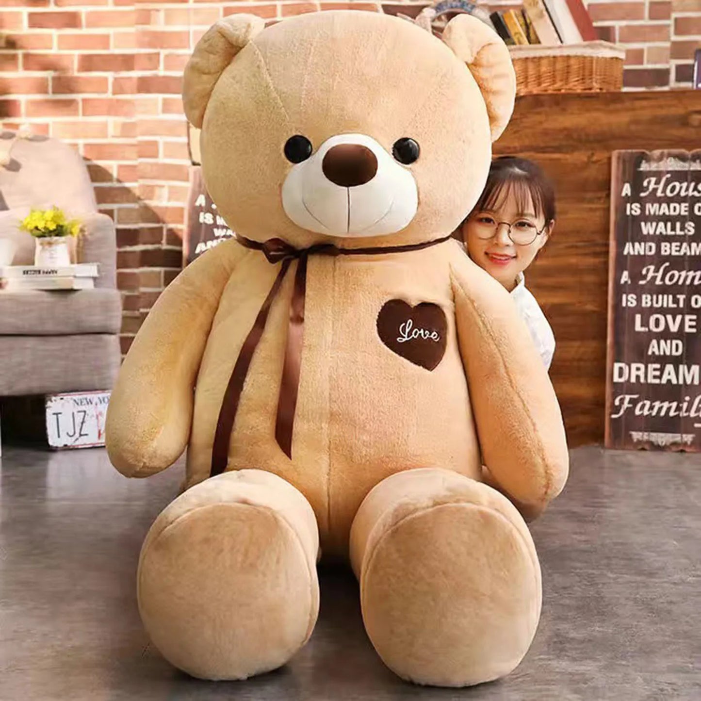 Plush Giant Bear Toy - Soft Soother for Baby, Kids, and Adults, Perfect for Claw Machines